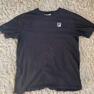 Fila tee